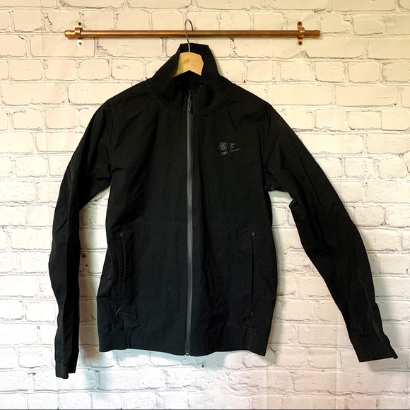 nike hard shell jacket